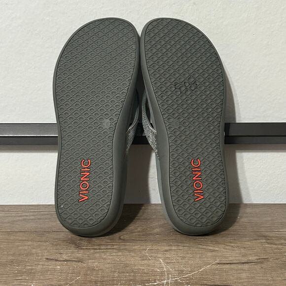 Vionic Tide Sequins Women’s Comfort Sandals Flip-Flops Shoes Size 11 Gray - Picture 6 of 8